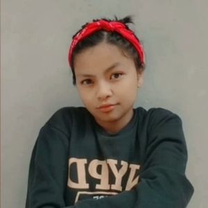 Meet your Posher, Daphelda